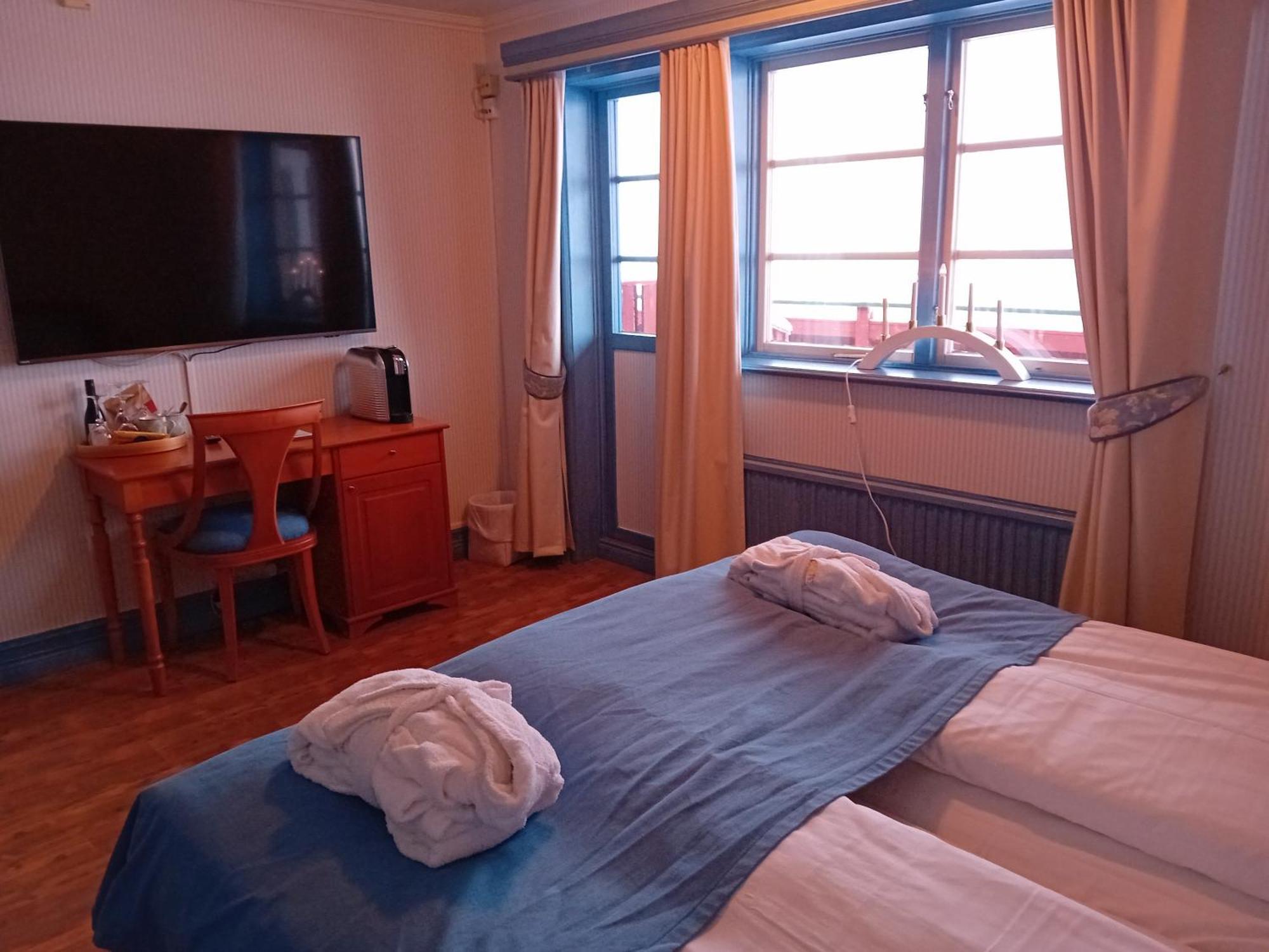 Taellbergsgardens Hotell Экстерьер фото