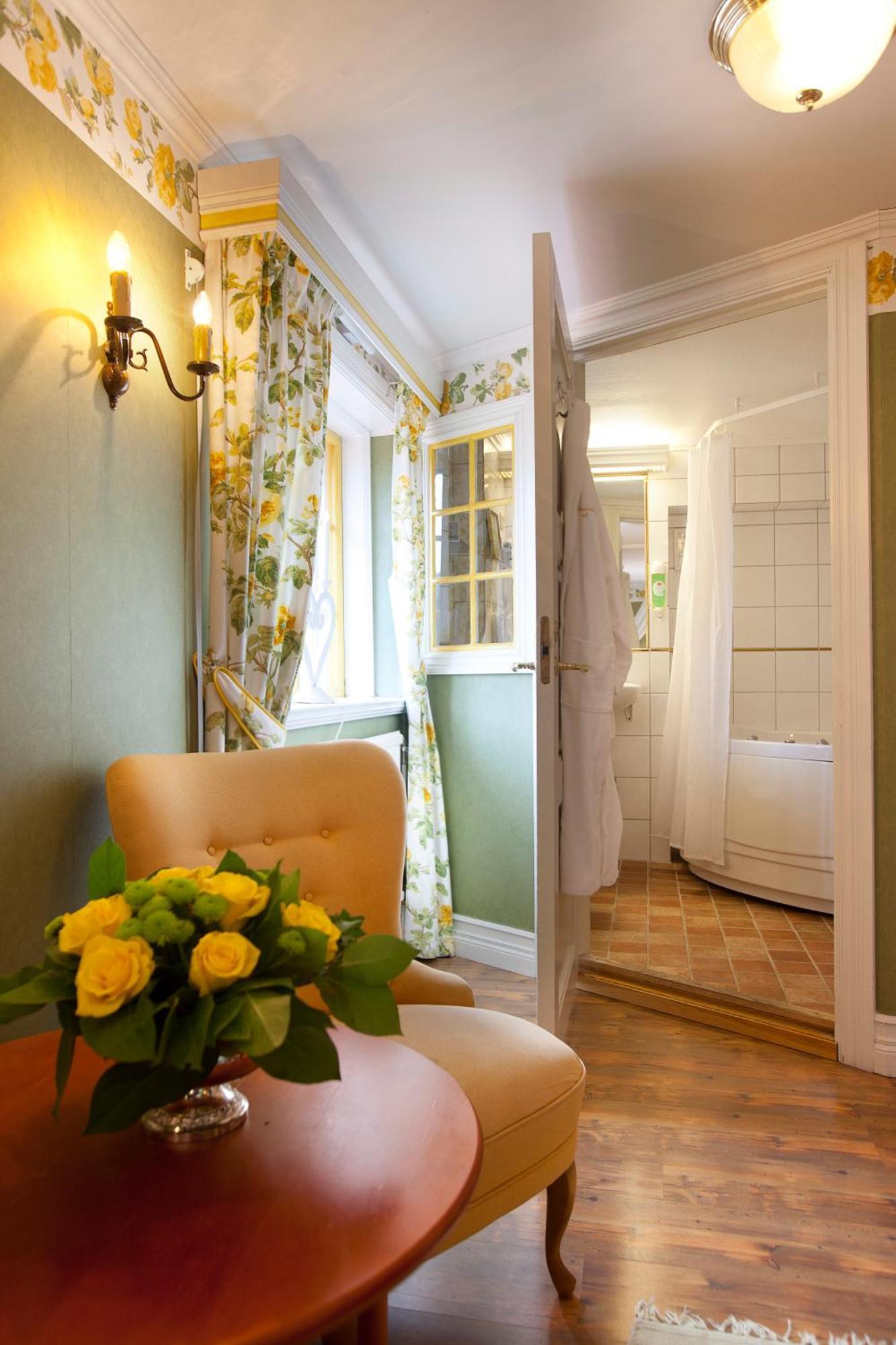 Taellbergsgardens Hotell Экстерьер фото