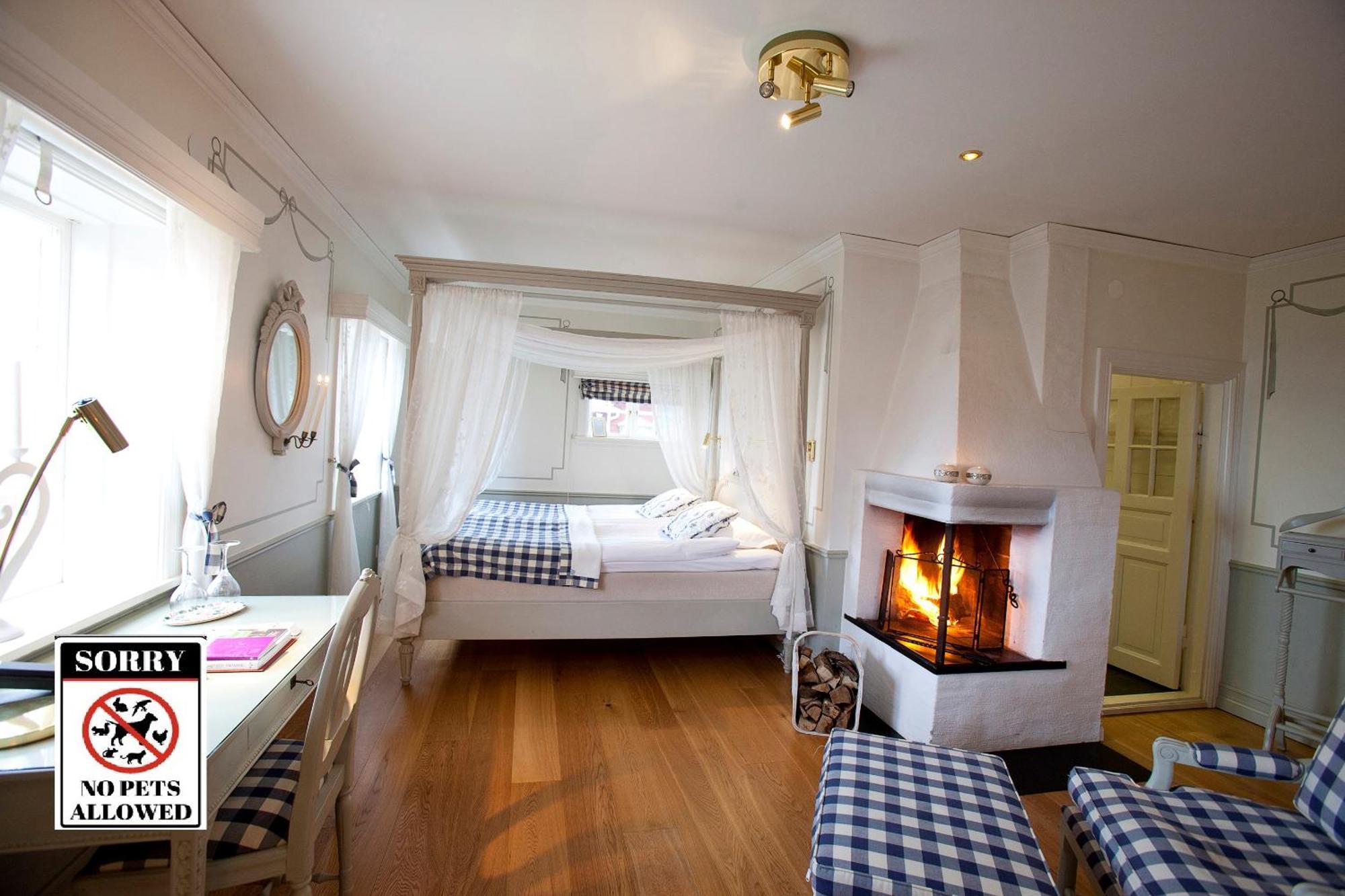 Taellbergsgardens Hotell Экстерьер фото