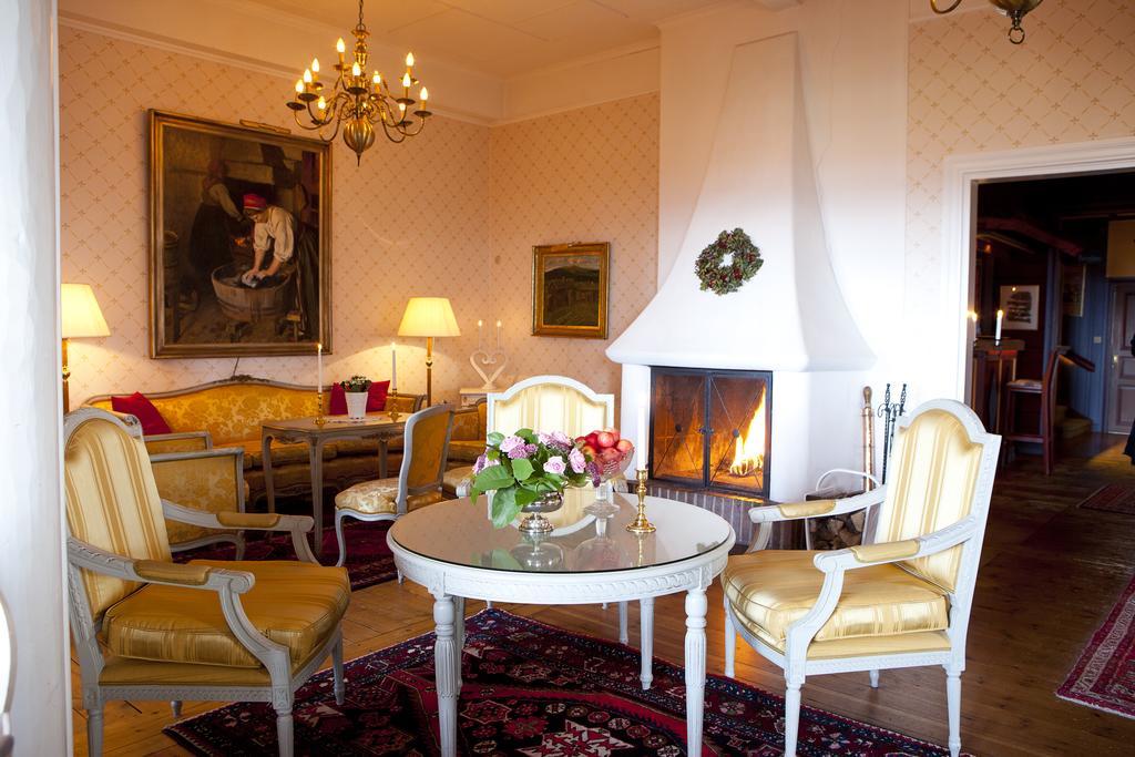 Taellbergsgardens Hotell Экстерьер фото