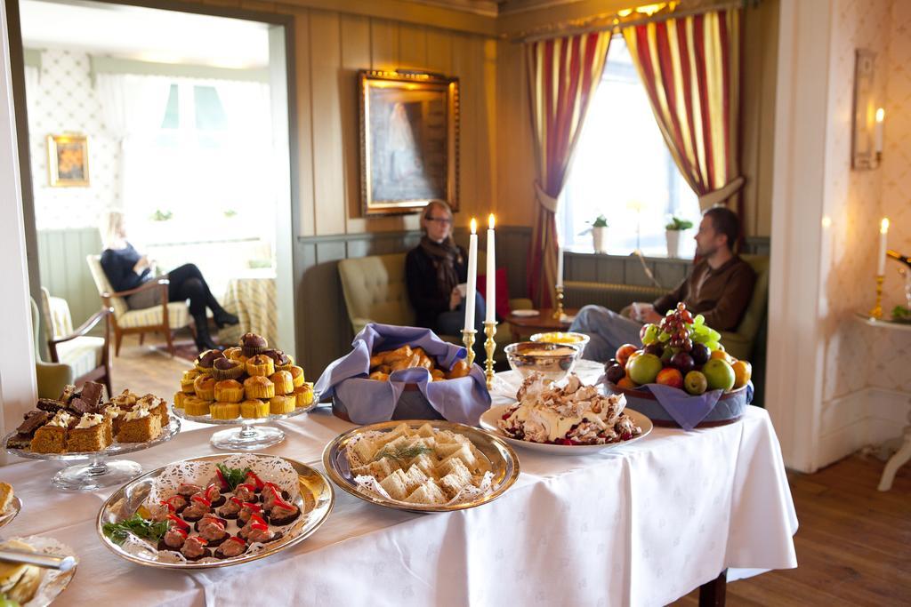 Taellbergsgardens Hotell Экстерьер фото